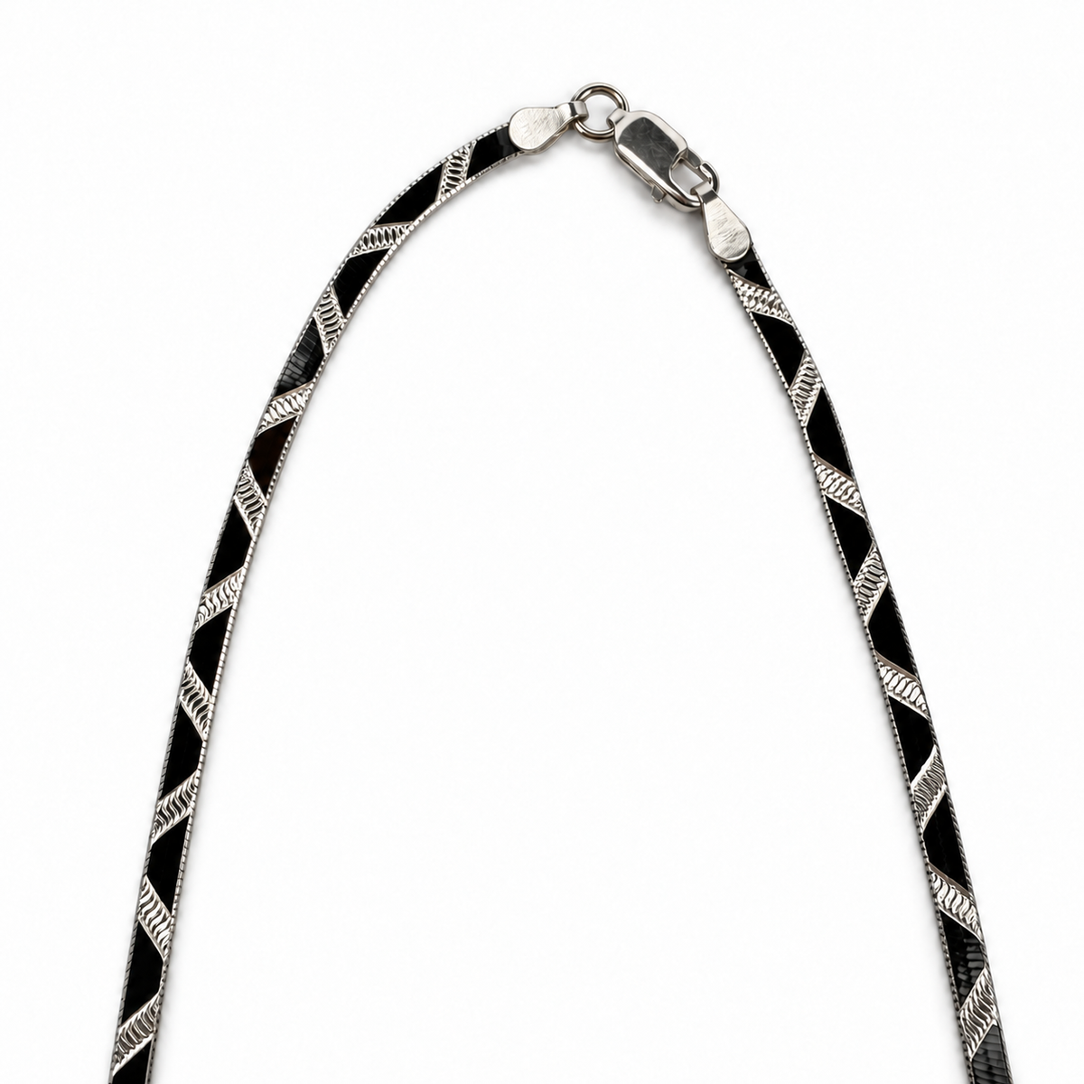 Diagonal Stripe Slim Flat Chain