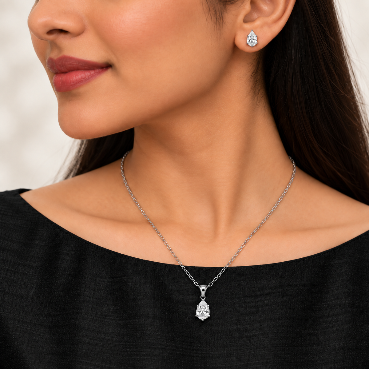 Pear Drop Solitaire Pendant Set