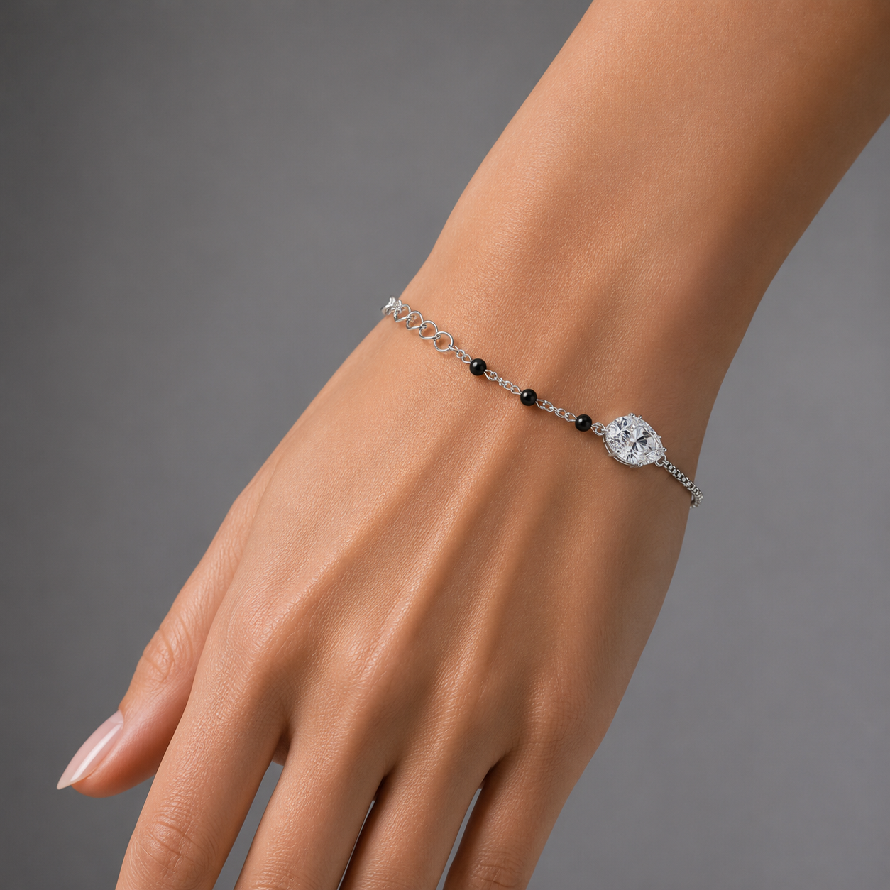Solitaire Elegance Silver Bracelet